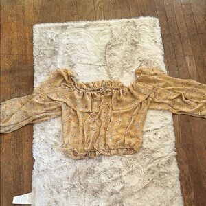 Hollister Tan Puff Sleeve Crop Blouse